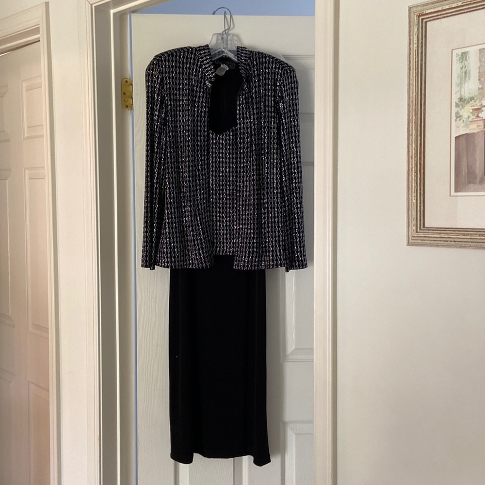 Alex Evenings Bkack and Silver two piece dress set